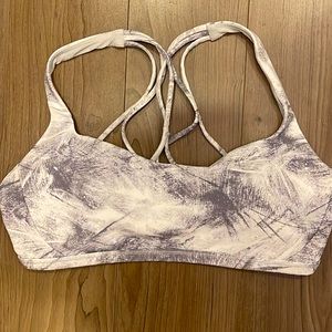 Lululemon Free To Be Zen Bra